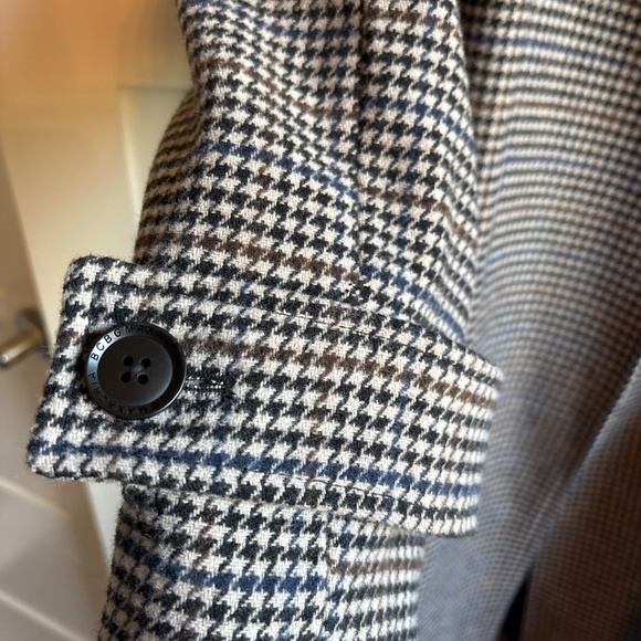 BCBG Max Azria large houndstooth plaid wrap, winter coat, brown black blue - Picture 4 of 10